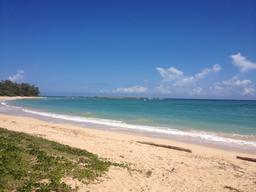 View from Hykilau Beach on the windward side of Oahu.