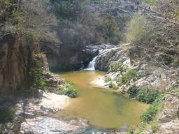 Another view of the waterfall.